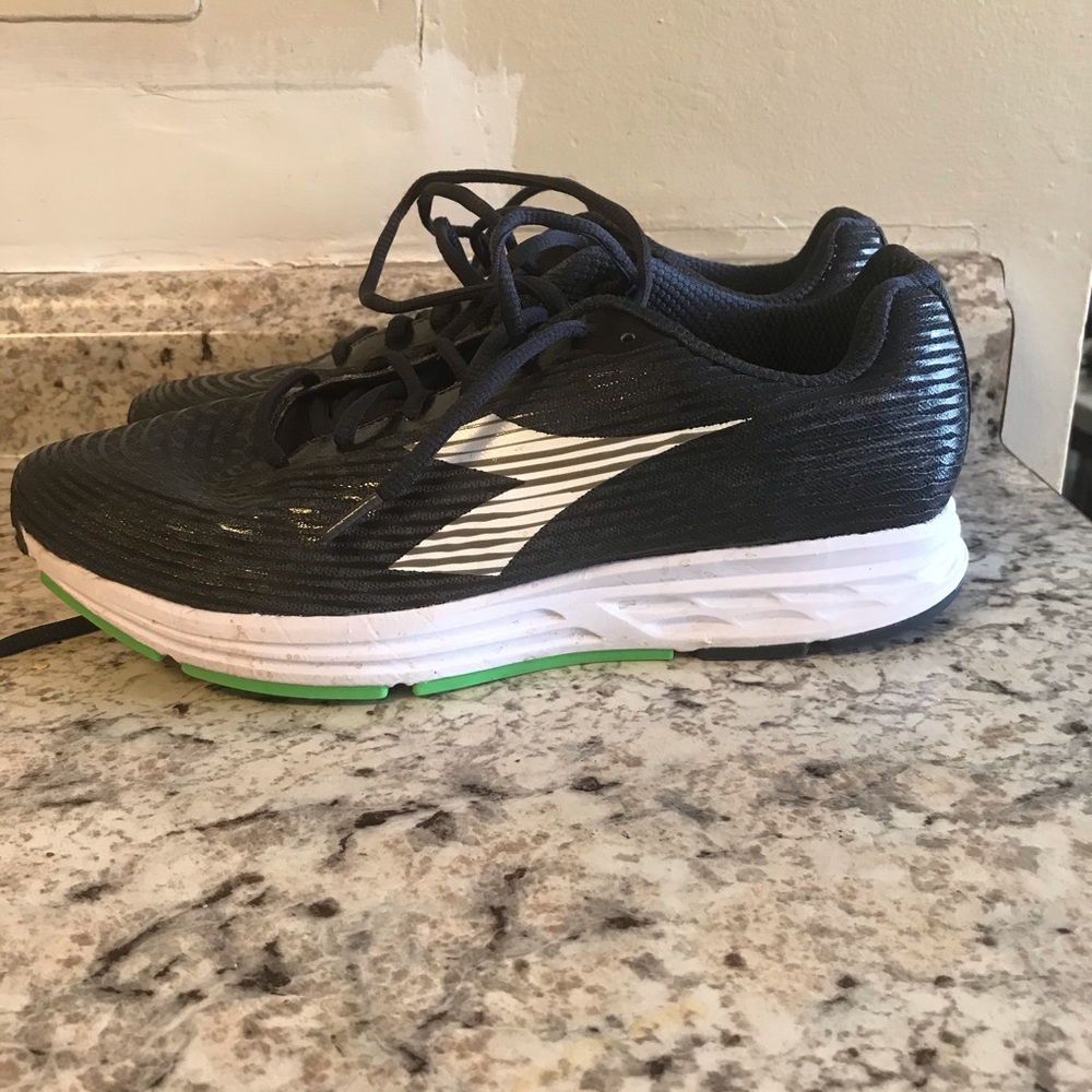Diadora Running Shoes